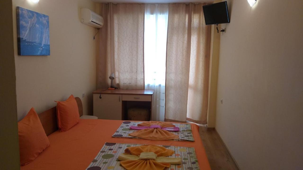 Ivanovi Guest House 普里莫尔斯科 外观 照片