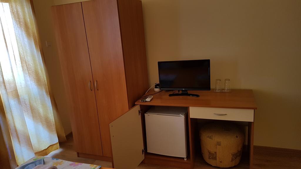 Ivanovi Guest House 普里莫尔斯科 外观 照片